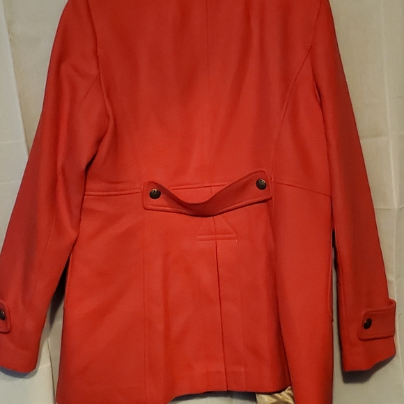 Coat - Picture 5 of 6